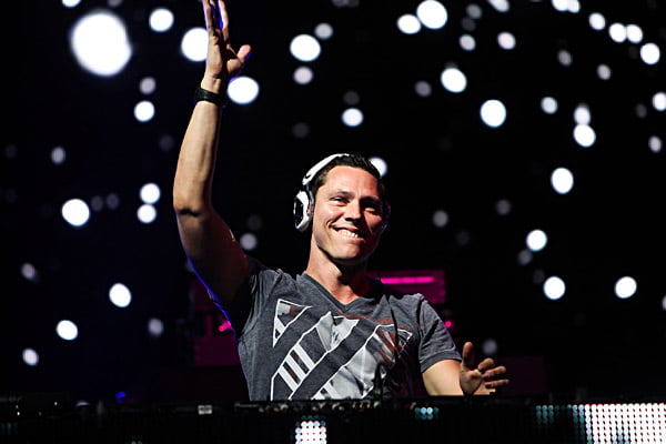 Tiësto’s “Red Lights” remixed by Fred Falke